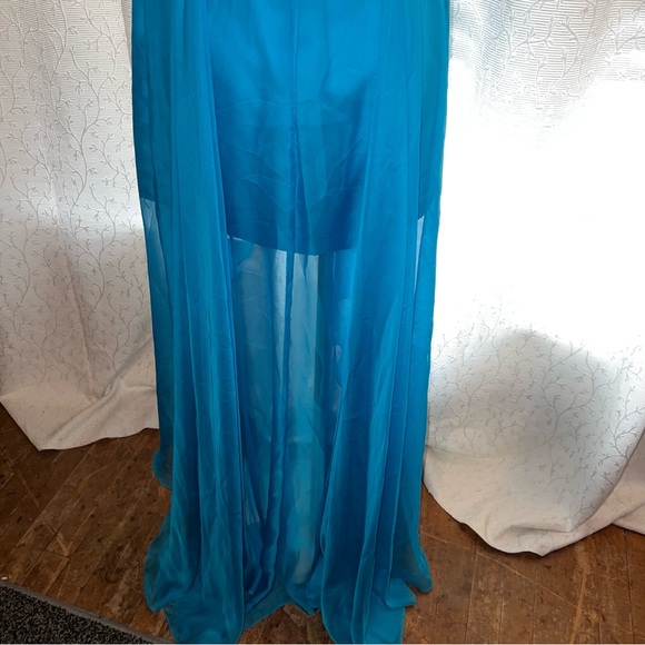 Love 16 prom dress - Picture 9 of 10